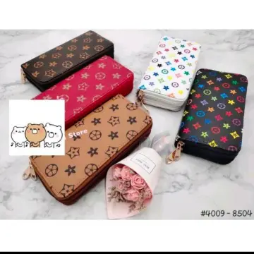 Louis Vuitton Cellphone Holder Sling, Women's Fashion, Bags & Wallets,  Cross-body Bags on Carousell