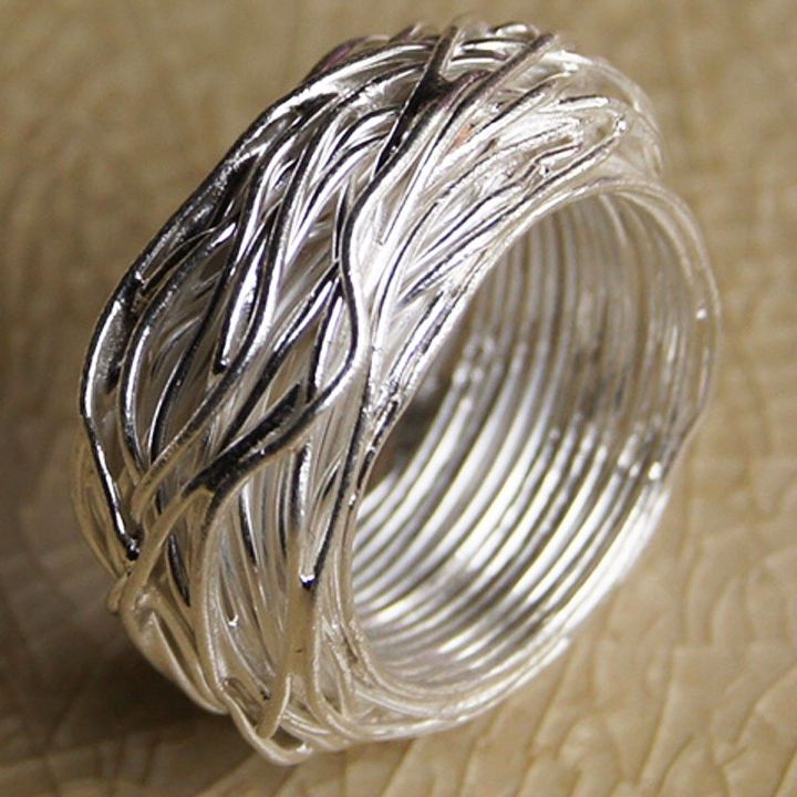 woven-ring-modern-silver-karen-unique-beauty-as-a-valuable-souvenir-ring-size-7-9-แหวนเงินกะเหรี่ยงสมัยใหม่ที่ไม่เหมือนใคร