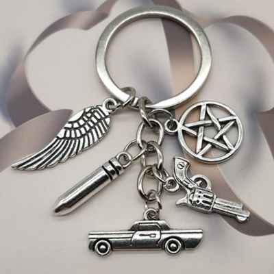 Fashion Movie Supernatural Keychain Dean Sun Pendant Keychain Retaining Ring Unisex Pentagram Metal Keychain Key Chains