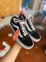 Vans Old Skool Classic รองเท้าผ้าใบแวนส์สุดคลาสสิค ยอดนิยม พร้อมของแถม จัดส่งฟรี!!! 1-2วันรับของ