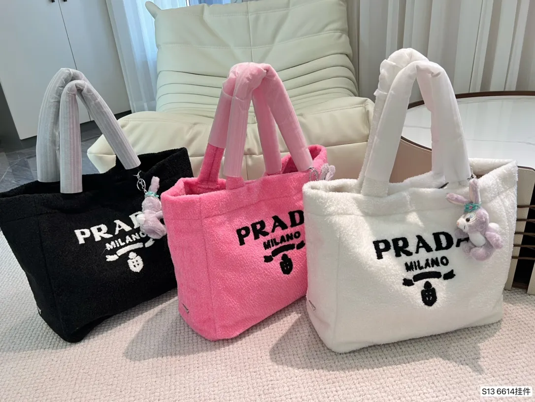 Cash on Delivery] Original Fluffy Tote Bag Cute Age-reducing Shopping Bag  Large Capacity Handbag Girl's Shoulder Bag 38*34CM | Lazada PH