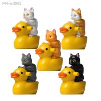 Kawaii Resin Cat Riding Yellow Duck Ornament Home Decoration Figure Miniature Figures Statue Set Mini Figurines Desk Accessories