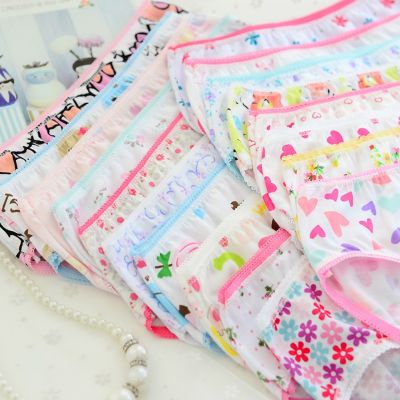 6pcsset Baby Girls Soft Cotton Printing Briefs Underwear (Random Color)