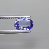 พลอย แทนซาไนท์ ธรรมชาติ แท้ ( Natural Tanzanite ) หนัก 1.00 กะรัต