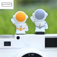 HAF0083 น่ารักน่ารักๆ การออกแบบสร้างสรรค์ สเปซแมน ฐานเสียบกล้อง ฮอทชู DSLR ฝาครอบป้องกันนักบินอวกาศ 3D นักบินอวกาศ ป้องกันบูทร้อน ฝาครอบช็อตร้อน ฝาปิดช่องแฟลช อุปกรณ์ไฟฉายกล้อง