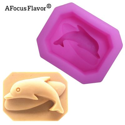 ；【‘； 3D Cute Dolphin Shape 1 Pc Silicone Mold Chocolate Biscuit Handmade Stencil Natural Soap Mold Chocolate Kitchen Cake Tools