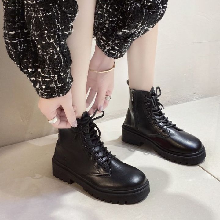 womens-fashion-boots-bottomed-martin-boots-female-british-ไตล์ใหม่รองเท้าสูงรองเท้าบูทสไตล์เกาหลีนักเรียนอเนกประสงค์-retro-รองเท้าบูทสั้น