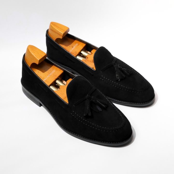 unlined-tassel-loafers-สี-black-suede-ดำหนังกลับ