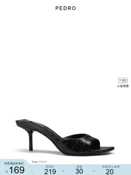 Square toe sale pumps 219