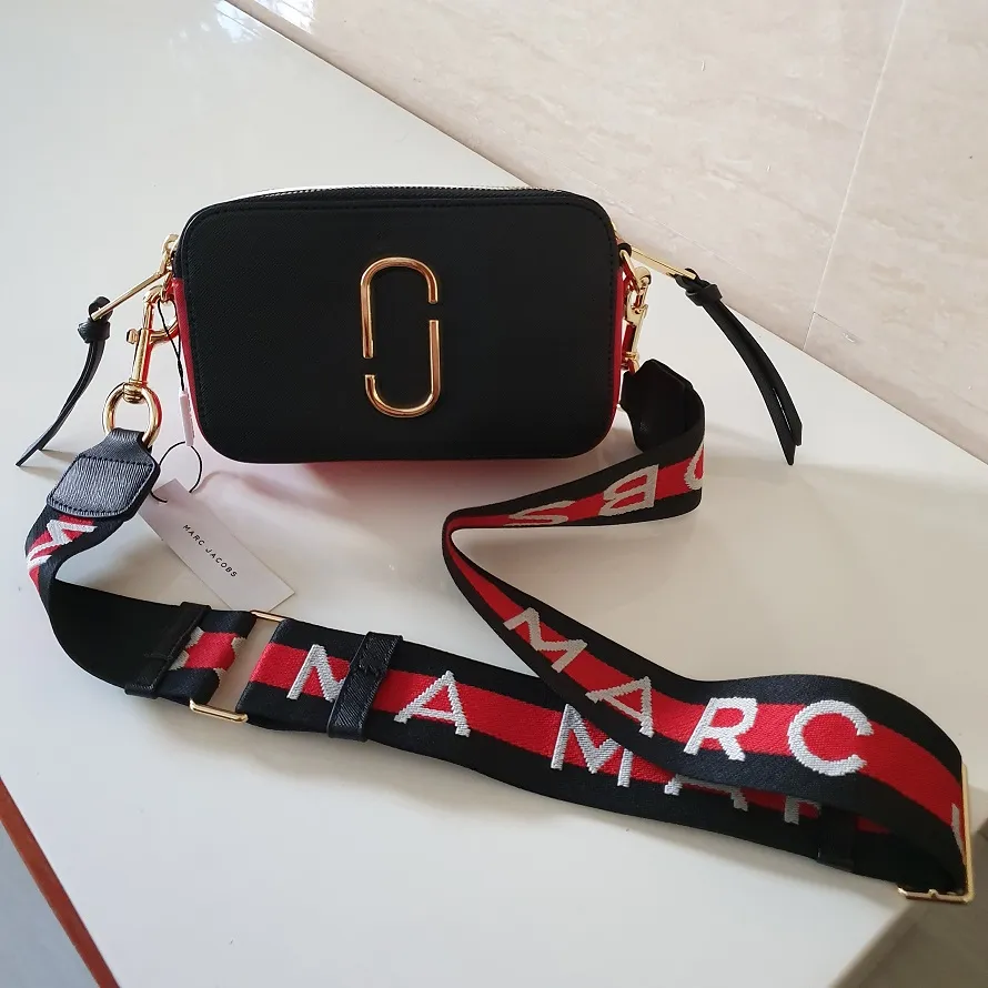 Marc Jacobs Logo Strap Snapshot Camera Bag In Black/red