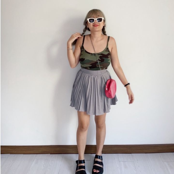 mini-pleated-skirt-กระโปรงพลีทสั้น-กระโปรงพลีทสีพื้นมินิมอลสไตล์เกาหลี-พลีทสั้นสายฝอ