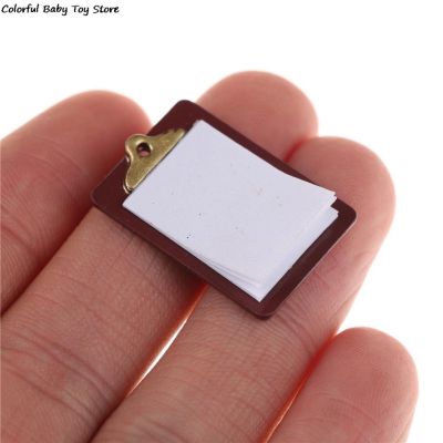 【YF】⊕  18mmx21mm Alloy Clipboard With Real Paper Attache Miniature Dollhouse Dolls Accessories