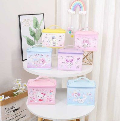 กระเป๋าจัดระเบียบ SANRIO วัสดุหนัง PU สามารถพับเก็บแบนได้ ขนาด 20×15×13 cm