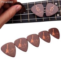 5PCS Portable Acoustic Electric Guitar Picks Celluloid Plectrums Wood Color 0.71MM 0.96MM Guitar Base Accessories