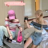 DD SHOPพร้อมส่ง V58 เสื้อไหมพรมเปิกไหล่แขนสั้น ลายทางมี2สี