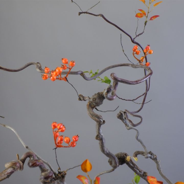 natural-dried-curved-branches-table-floral-decoration