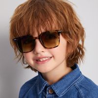 【YF】♗❈❍  2021 New Sunglasses Kids Brand Design Glasses Children Boys Sunglass UV 400 Protection Rivet Oculos