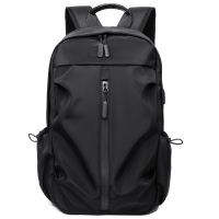 กระเป๋าเป้ผู้ชายรุ่นใหม่ 15.6 กระเป๋าแล็ปท็อปนิ้วกระเป๋าเป้พิมพ์ได้ logo กระเป๋านักเรียนกระเป๋าเป้เดินทาง