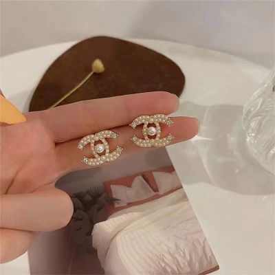 Fashion earrings ต่างหูเงินแท้925 ต่างหูชาแนล สีเงิน/สีทอง (พร้อมกล่อง)