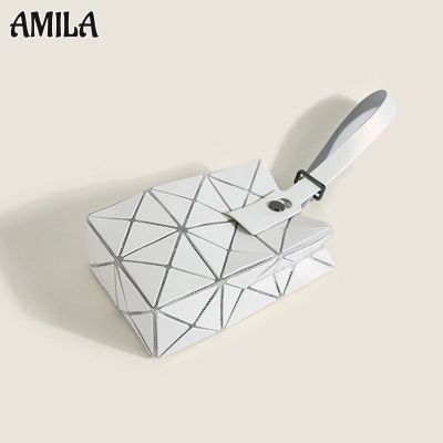 AMILA กระเป๋าใส่โทรศัพท์ขนาดเล็กของผู้หญิง สตาร์สไตล์เดียวกัน แฟชั่นอินเทรนด์ กระเป๋าถือทรงสี่เหลี่ยมขนมเปียกปูน