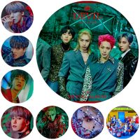 【CC】 Shipping Kpop ONEUS Brooch RAVN LEE XION Badges Decoration Pin Jewelry