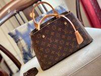 【ราคาต่ำสุด/ในสต็อก】แบรนด์ LV ดั้งเดิมการออกแบบชั้นดีย้อนยุคกระเป๋าสตรีเทรนด์ใหม่บรรยากาศป่าหมอนกระเป๋าสะพายสำหรับผู้หญิง2022แฟชั่นเนื้อกระเป๋าสะพายข้าง