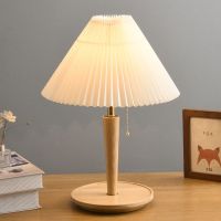 Pleated retro desk lamp the vintage in the bedroom the head of a bed lamp that shield an eye China FengRi decorative ins adjustable desk lamp --Eye protection desk lamp238814☃