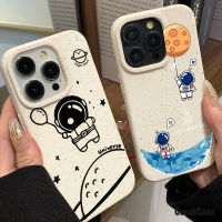 Cute Space Astronaut Couple Case เคสโทรศัพท์มือถือ แบบนิ่ม ย่อยสลายได้ เป็นมิตรกับสิ่งแวดล้อม สําหรับ IPhone 15 14 13 12 11 Pro Max X Xr Xs Max 7 8 6 Plus SE2020