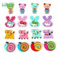 50PCs Random Mixed Animal Decorative Buttons 2 Holes Mixed Sewing Wooden Scrapbooking Buttons Owl Cat Snail Bear shape 2017 New Haberdashery