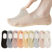 Womens summer ultra-thin ice mesh hole socks womens summer cotton sole shallow mouth invisible silicone non-slip socks Socks Tights