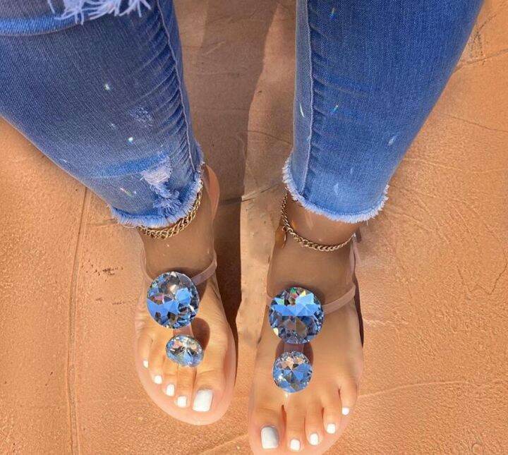 transparent-women-sandals