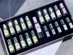 Shop Louis Vuitton Perfumes & Fragrances (LP0113) by mongsshop