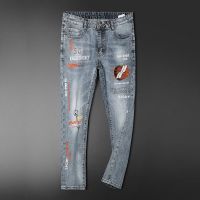 [COD] Mens jeans slim fit personality embroidery skull trendy brand European and fashion wish pretty boy all-match cropped