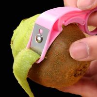 3/1Pcs Plastic Fruit Peeler Knife Manual Peeling Kiwi Cutter Household Gadgets