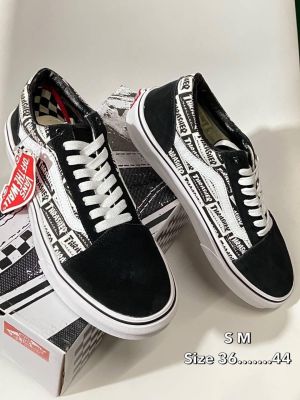 ใหม่ล่าสุด!! รองเท้าผ้าใบ Vans รองเท้าลำลองเหมาะกับทุกโอกาส ถ่ายจากสินค้าจริง รับประกันตรงปก100% กล่องและอุปกรณ์ครบ แถมฟรีดันทรง