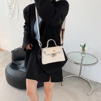 Fashion Ladies Handbag Versatile Diagonal Bag Small Square Bag 2023 Advanced Sense Shoulder Handbag Bags for Women Beach Bag Cross Body Shoulder Bags