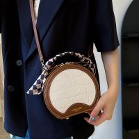 High-End Textured Small Bag For Women 2023 New Fashion Niche Crossbody Bag Popular Style Modern Handheld Small Round Bag Trend