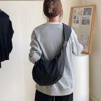Summer New Womens Bag Large Capacity Casual Nylon Crossbody Bag Dumpling Bag High Grade Solid Color Shoulder Bag
