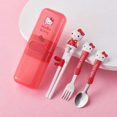 [HOT 2023] Kawaii Hellokittys ชุดเครื่องใช้บนโต๊ะอาหารสำหรับเด็กการเรียนรู้ตะเกียบส้อมที่เก็บทัพพีกล่องตุ๊กตาอนิเมะมีดสแตนเลสของขวัญ