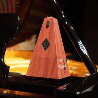 WITTNER Metronome 855111 Mahogany grain plastic casing with bell