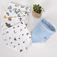 【DT】hot！ Baby Bibs Layers Cotton Cartoon Feeding Newborn