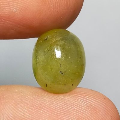 พลอย แซฟไฟร์ ธรรมชาติ แท้ ( Natural Yellow Green Sapphire ) หนัก 7.34 กะรัต