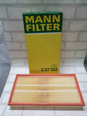 กรองอากาศ  VW New Beetle  ( 1998 - 2010 )  รุ่น  1.6,  1.8 T,   1.9 TDI,  2.0,  2.3 V5,  3.2    Engine  Air Filter Mann C 37153 / C37153 d