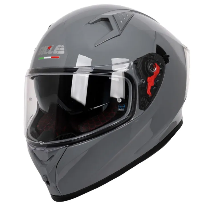 gille helmet