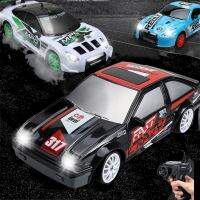 1/24 2.4กรัม4WD รถดริฟท์ควบคุมวิทยุไฟ LED บนถนน Mobil Remote Control โมเดล RTR รถของเล่นสำหรับของขวัญเด็กสำหรับเด็ก Madeline.