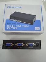 VGA SPLITTER 2 port 1x2 （200 mhz）ตัวแปลงจอ กล่องแปลงจอ 1 เครื่อง ออก 2 จอพร้อมกัน มีอะดับเตอร์ไฟเลี้ยง ภาพชัดชัดสัญญานดี