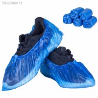 ∈ 100Pack Disposable Shoe Covers Waterproof Non-slip CPE Boot Booties Cover Durable Indoors Outdoors Floor Carpet Shoes Protector