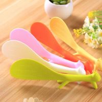 Lovely 1 Pcs Kitchen Supplie Squirrel Shaped Ladle Non Stick Rice Paddle Meal Spoon Household Plastic Non Stick Rice Spoon