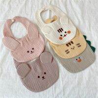 【CW】 Cartoon Newborn Bibs and Burp Soft Cotton Gauze Drool Embroidery Children Anti-spit