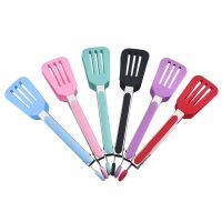 【jw】♈✘  Silicone Food Tongs Non-Slip Spatula Heat-Resistant Bread Steak Serving Clamp Accessories BBQ Tools 26.5x2.5cm